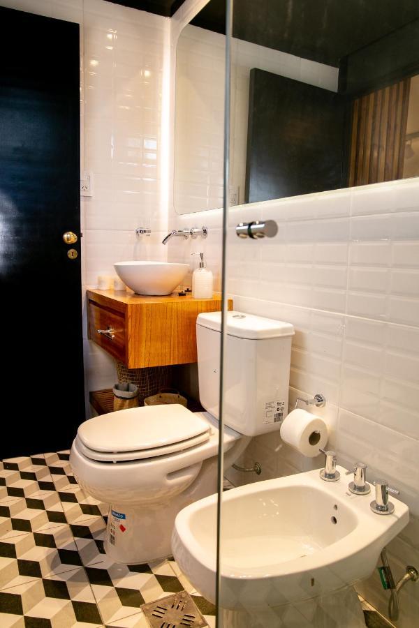 Aristides Apartment *